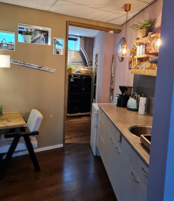 Appartement De Oliekan Small Lemmer Eksteriør bilde