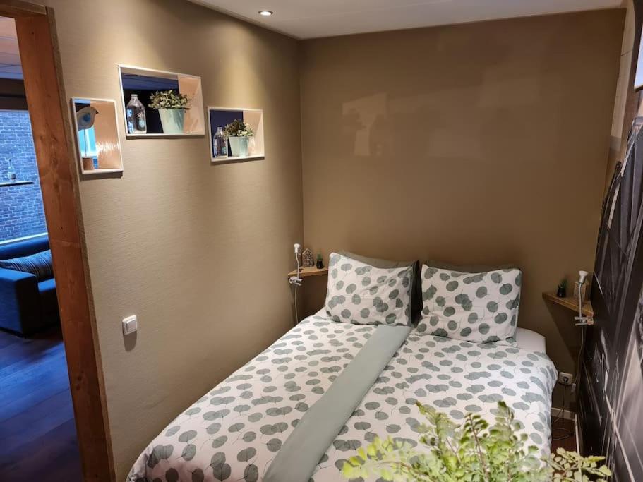 Appartement De Oliekan Small Lemmer Eksteriør bilde